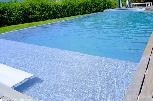piscine a sfioro Montebelluna