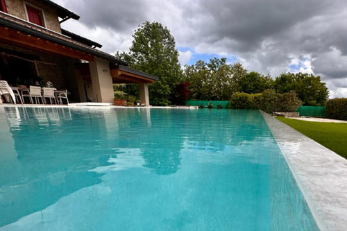 piscine a sfioro Treviso